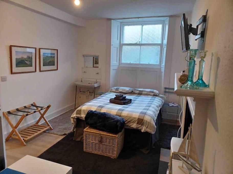 The Wee Room -Stay Where All St Andrews Is On The Doorstep! St. Andrews Exterior foto